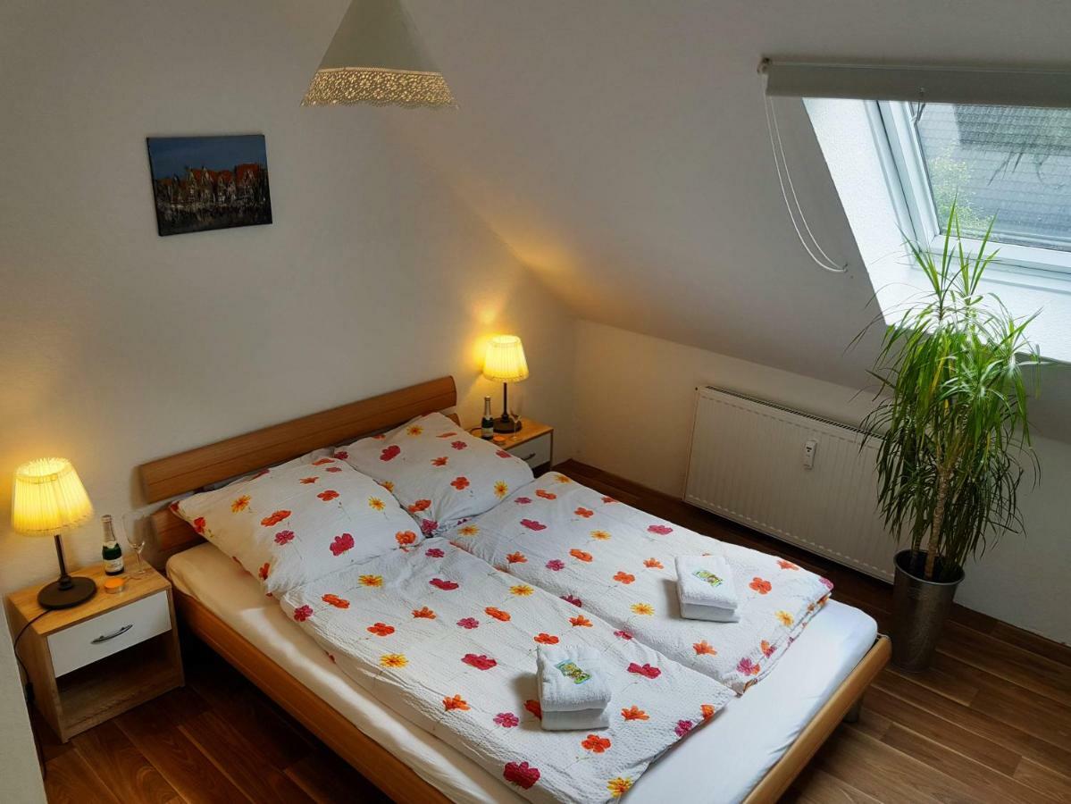 Charmante Ferienwohnung 3 Zimmer Kueche Bad Zentrale Lage Hagen im Bremischen ภายนอก รูปภาพ